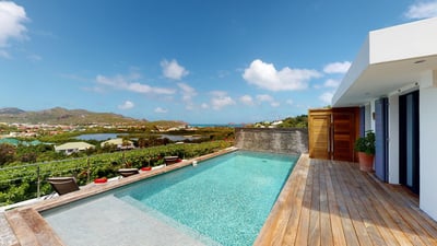 Luxury Villa Photo #8