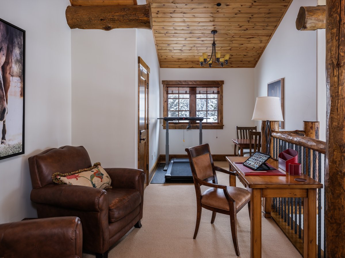 Spanish Peaks | Nestledown