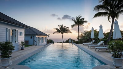 Luxury Villa Photo #5