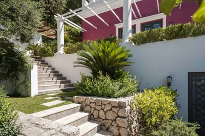 Luxury Villa Photo #8