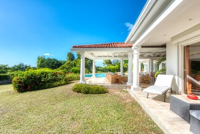 Luxury Villa Photo #16