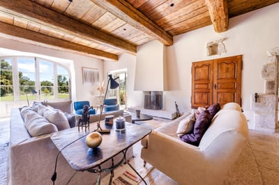Luxury Villa Photo #23