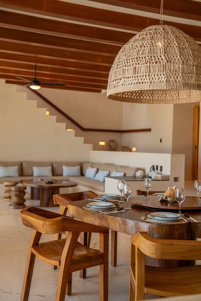 Luxury Villa Photo #16
