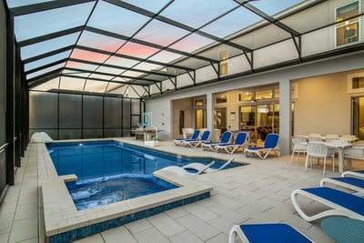 Luxury Villa Photo #32