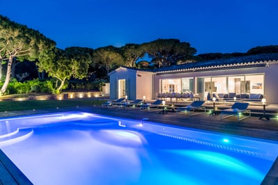 Luxury Villa Photo #9