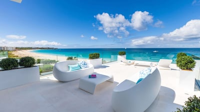 Luxury Villa Photo #6