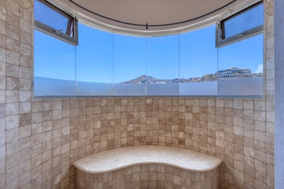 Luxury Villa Photo #49