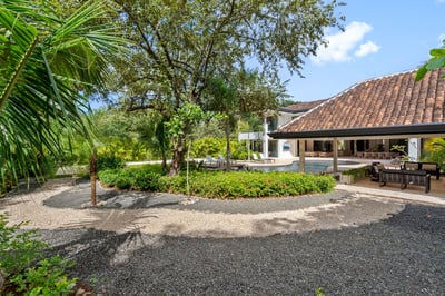 Luxury Villa Photo #58