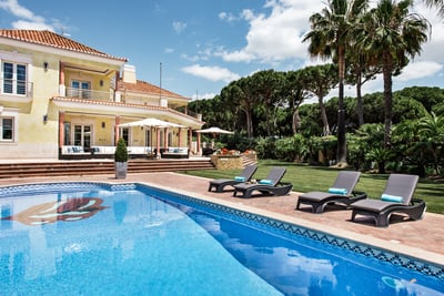 Luxury Villa Photo #3
