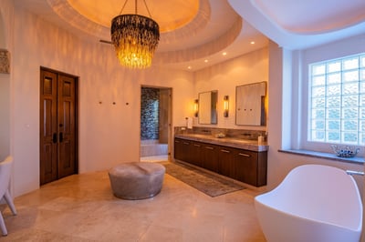 Luxury Villa Photo #31