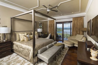 Luxury Villa Photo #9