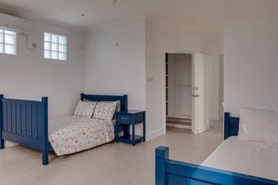 Luxury Villa Photo #40