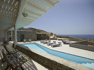 Luxury Villa Photo #5