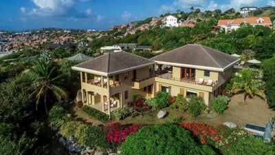 Luxury Villa Photo #24