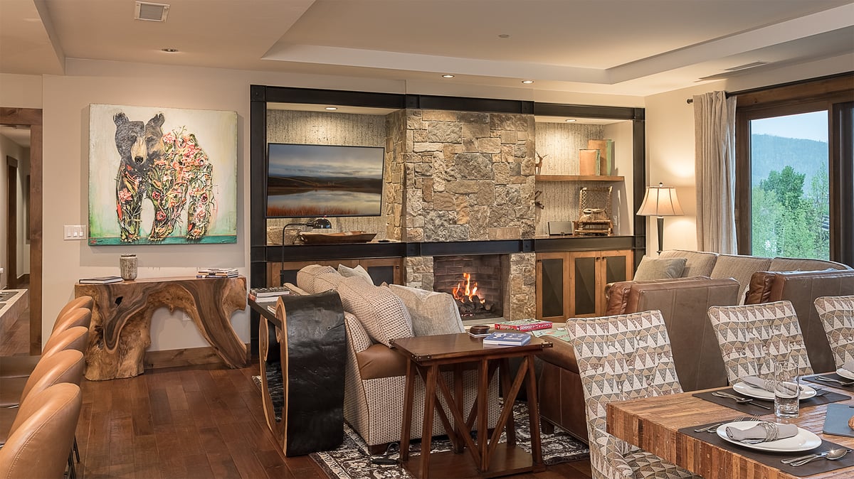 Mount Zirkel Residence