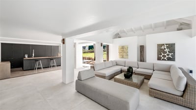 Lounge Areas