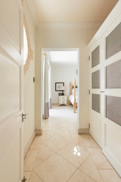 Luxury Villa Photo #19