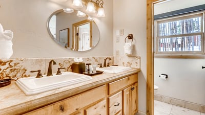 King Suite ensuite bath on lower level