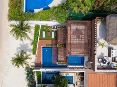 Luxury Villa Photo #8