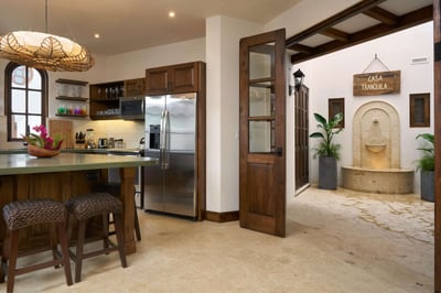 Luxury Villa Photo #4