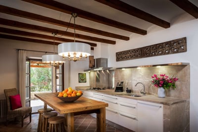 Luxury Villa Photo #11