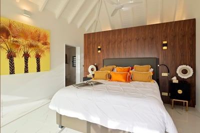 Luxury Villa Photo #31