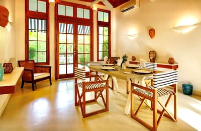 Luxury Villa Photo #2