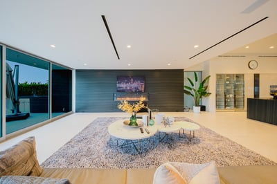 Luxury Villa Photo #32