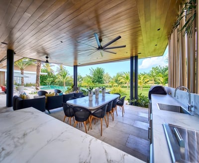 Luxury Villa Photo #8
