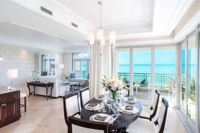 Luxury Villa Photo #3