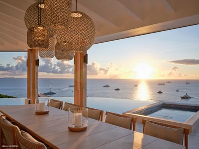 Luxury Villa Photo #13