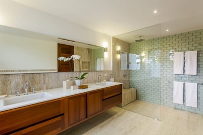 Luxury Villa Photo #23