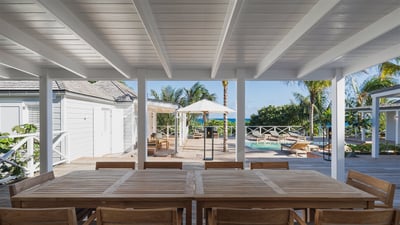 Luxury Villa Photo #15