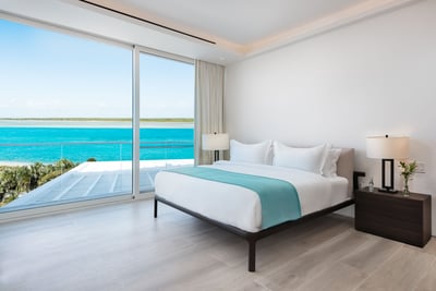 Luxury Villa Photo #47