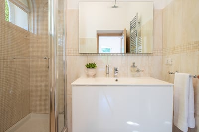 Luxury Villa Photo #16