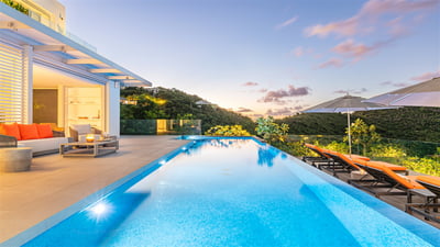 Luxury Villa Photo #6