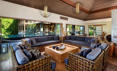 Luxury Villa Photo #17