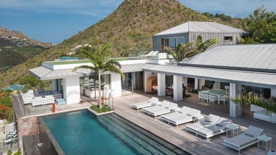 Luxury Villa Photo #2