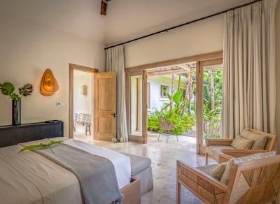 Luxury Villa Photo #34