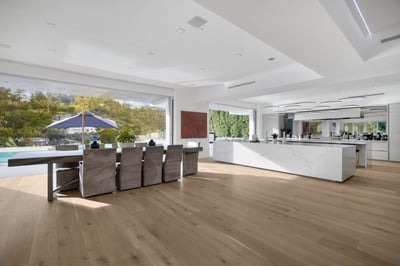 Luxury Villa Photo #20