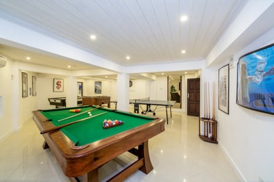 Luxury Villa Photo #20