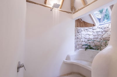 Luxury Villa Photo #34