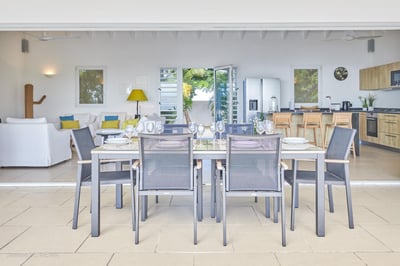Luxury Villa Photo #16