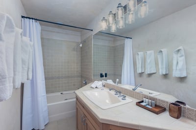 Luxury Villa Photo #24