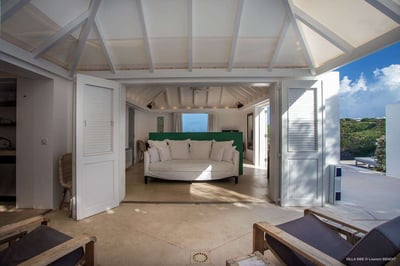 Luxury Villa Photo #12