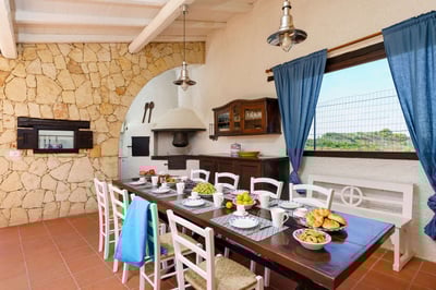 Luxury Villa Photo #16