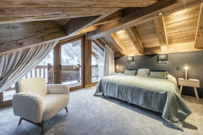 Luxury Villa Photo #34