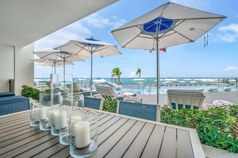 Club Suites at Rum Point 3 BDM Pool Suite