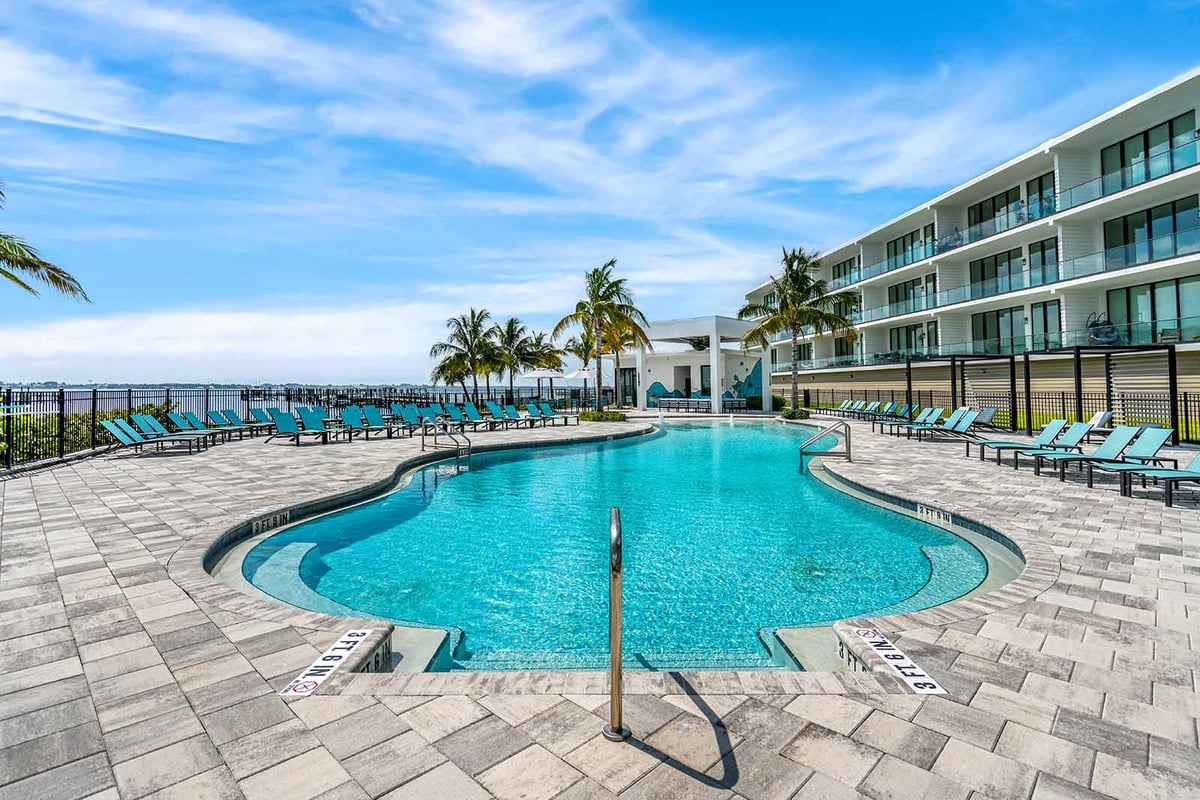 Peg Leg at Harbor Island Beach Club