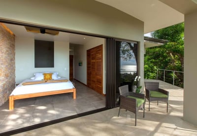 Luxury Villa Photo #40
